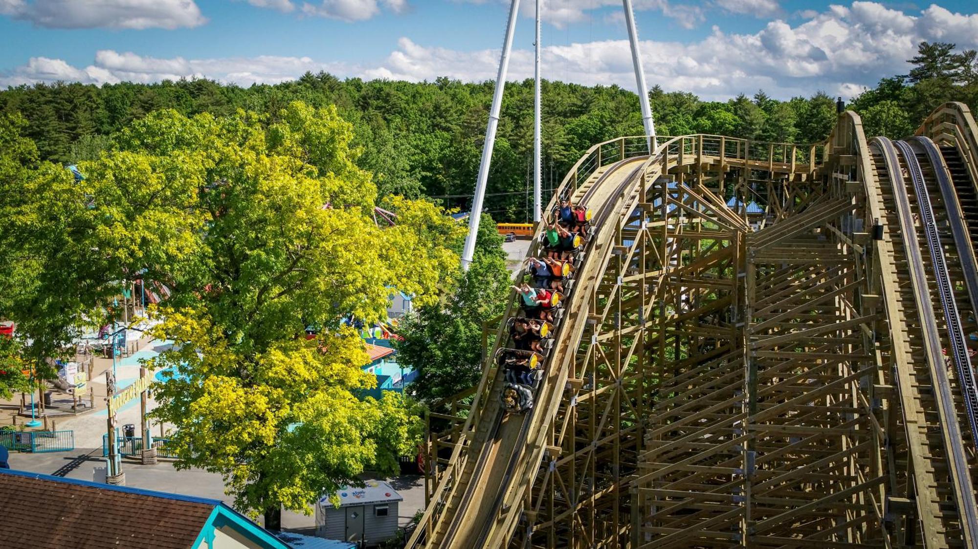 Six Flags Great Escape Lodge & Indoor Waterpark Куинсбери Экстерьер фото