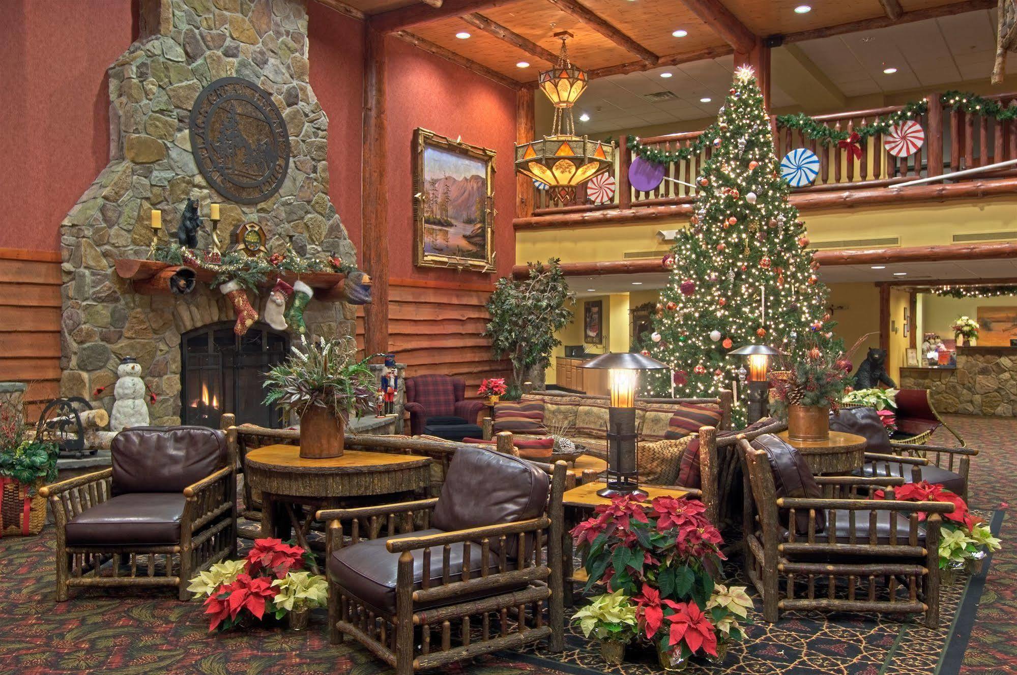 Six Flags Great Escape Lodge & Indoor Waterpark Куинсбери Экстерьер фото